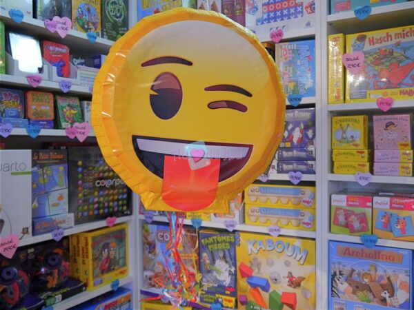 Pinata Emoji