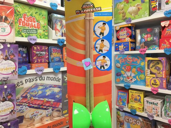 Jeu de Diabolo en bois – Image 2