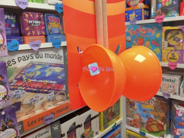 Jeu de Diabolo en bois – Image 3