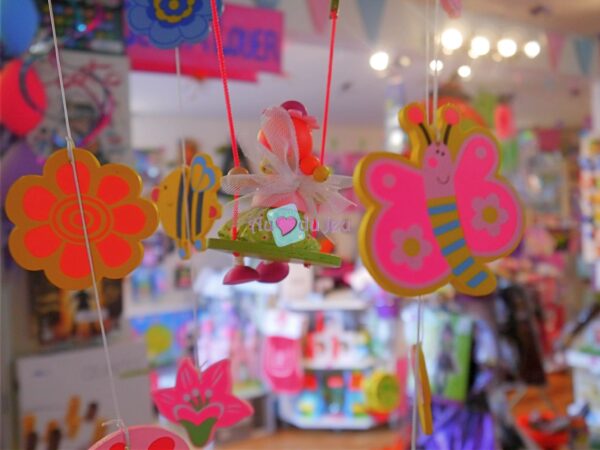 Mobile Princesse en bois – Image 3