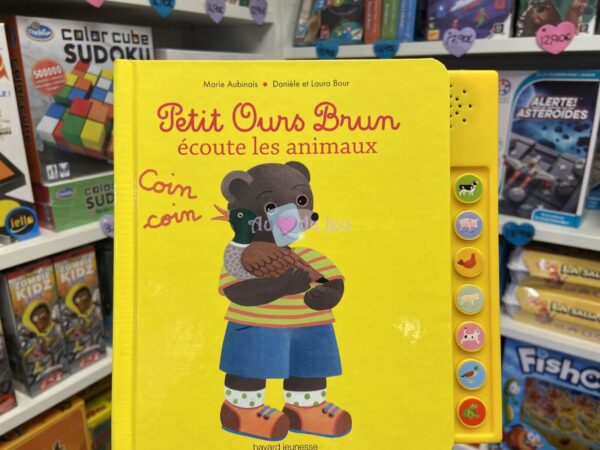 Petit Ours Brun Ecoute Les Animaux