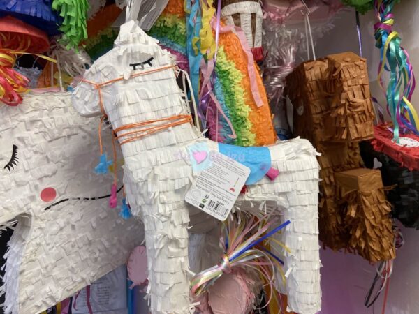 Pinata Lama